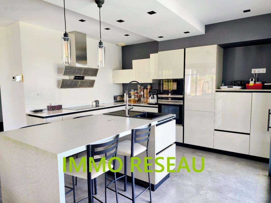 Maison à LE FENOUILLER