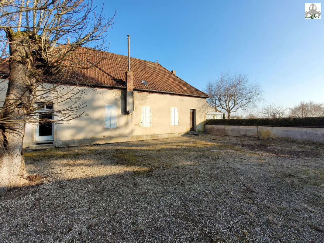 Maison à PAGNY-LA-VILLE
