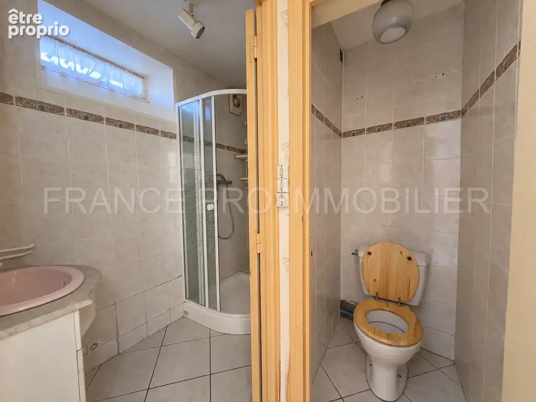 Maison à rénover de 102 m2 avec 4 chambres et jardin - photo 13