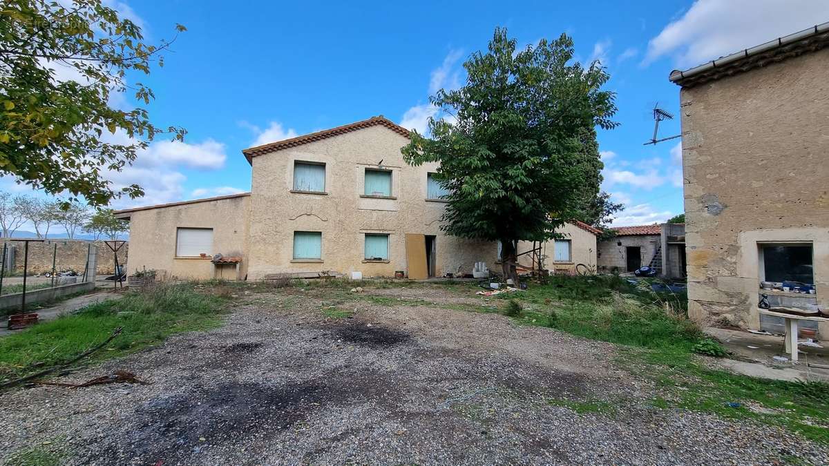 Autre à THEZAN-LES-BEZIERS