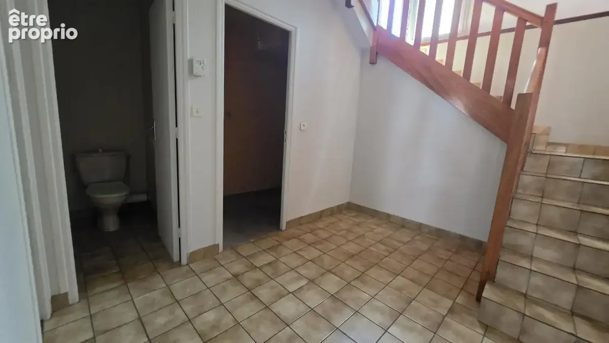 Maison Atypique avec petit extérieur en centre ville - photo 15