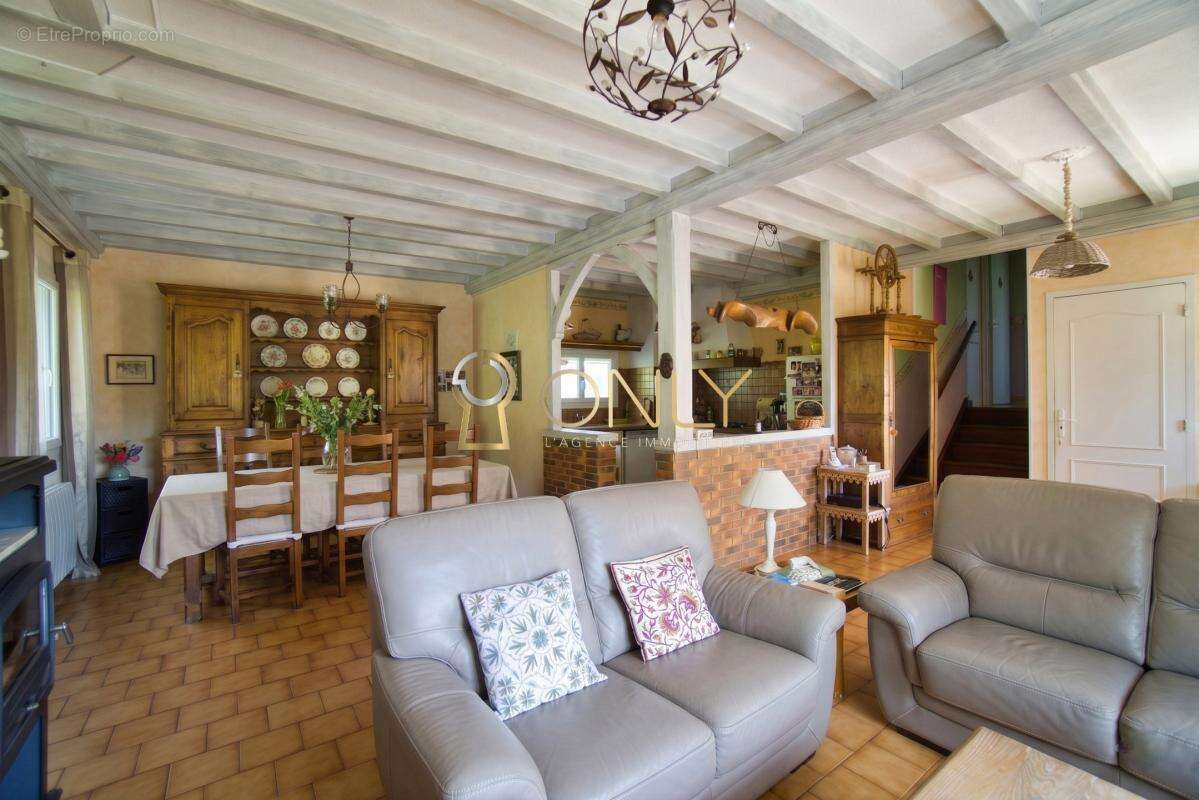 Maison à SAINTE-EUPHEMIE