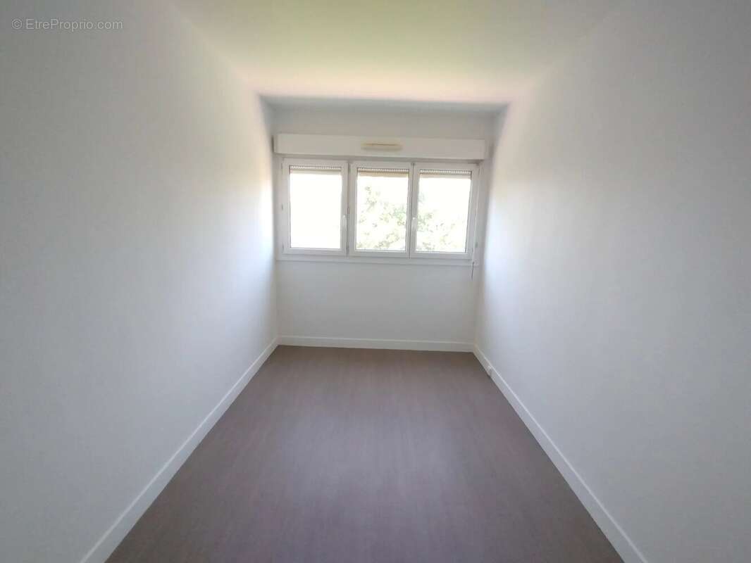 Appartement à AUBERGENVILLE