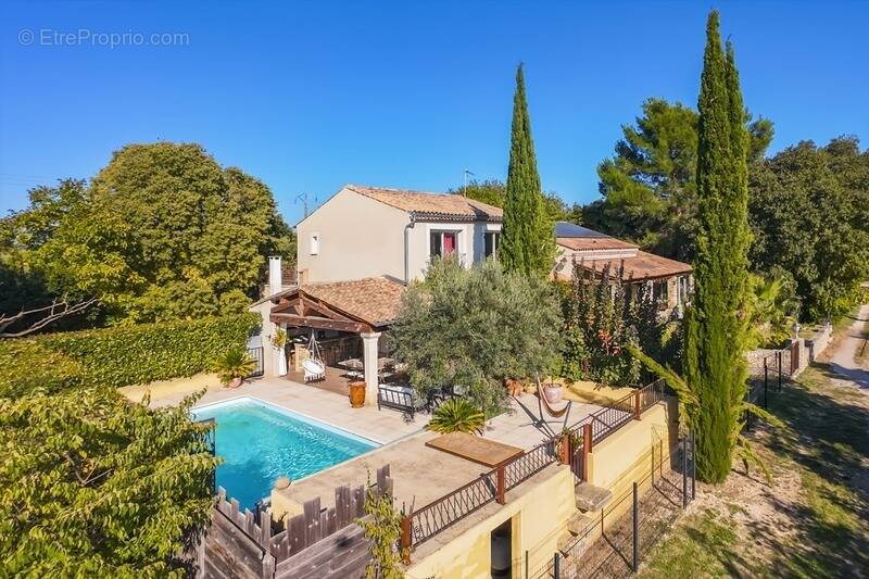 Maison à UZES