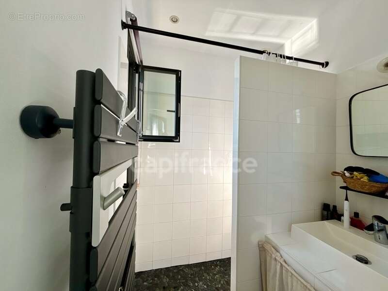 Maison à SAINT-JEAN-DE-VEDAS