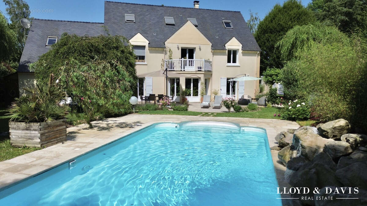Maison à COMPIEGNE