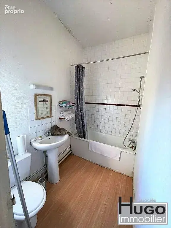 Bordeaux- cours victor hugo- secteur sauvegardé- immeuble mixte 4 lots 240m² en secteur sauvegardé ! - photo 11