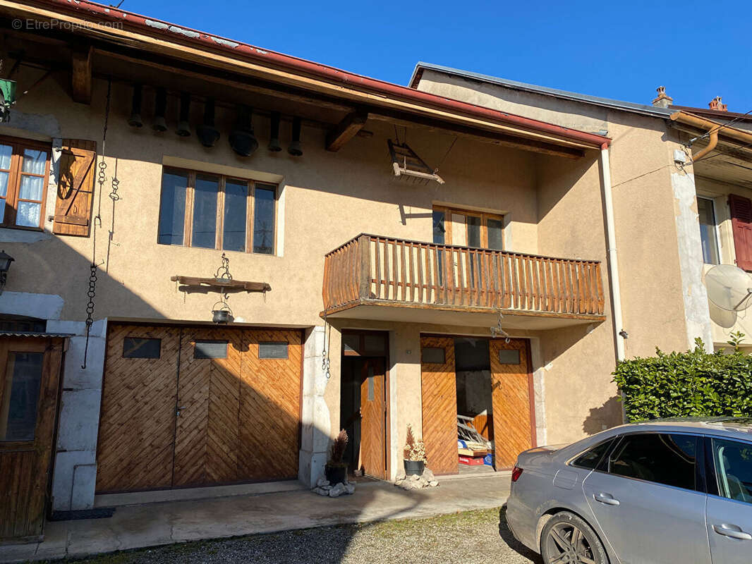 Appartement à DIVONNE-LES-BAINS