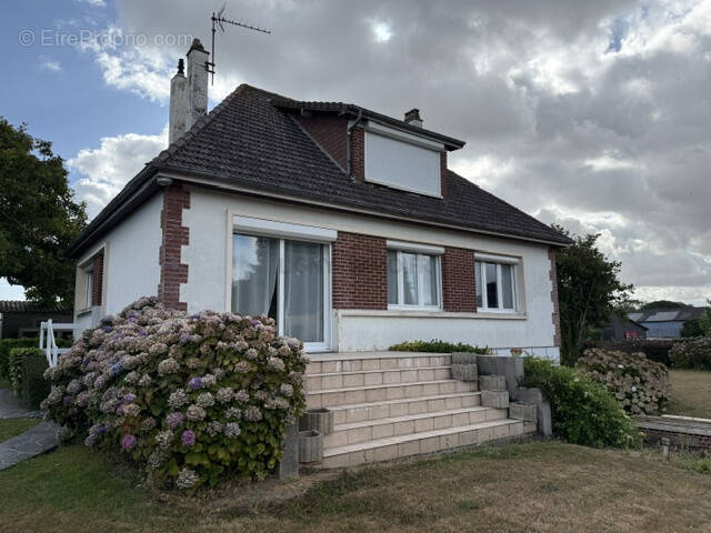 Maison à ENVERMEU