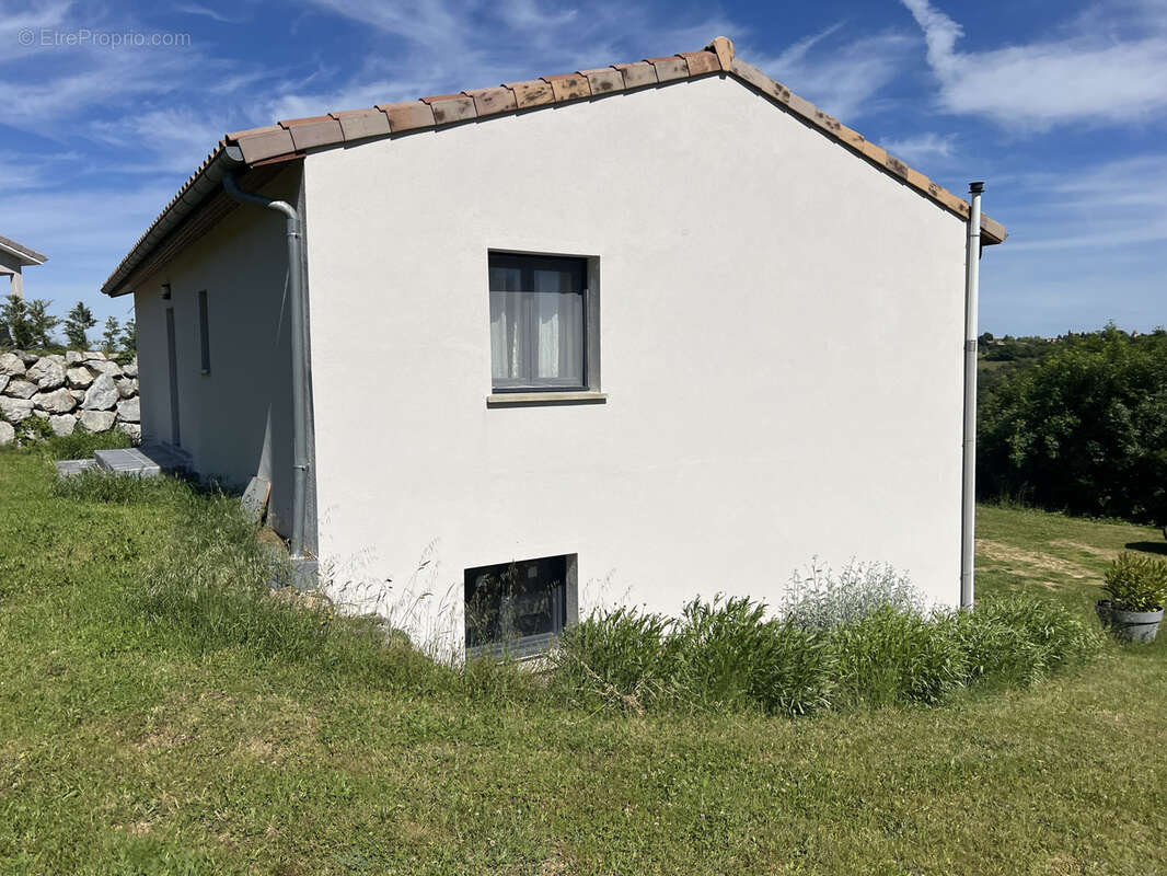 Maison à SAINT-ROMAIN-DE-LERPS