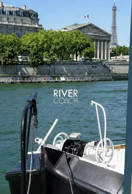 Péniche à vendre avec terrasse et vue panoramique sur les monuments de Paris – Tuileries - Concorde, Paris 8ème arrondissement. - photo 14