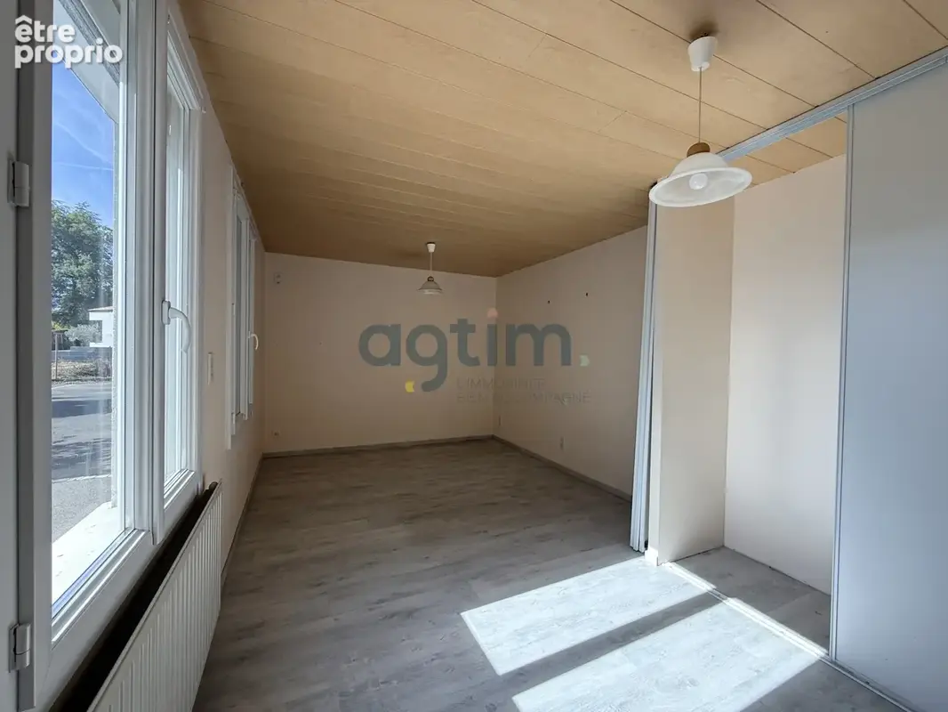 Chavagnes-en-Paillers, centre, maison 141m2 hab, 4 chambres, garage, dépendances, terrain 787m2, clos - photo 7