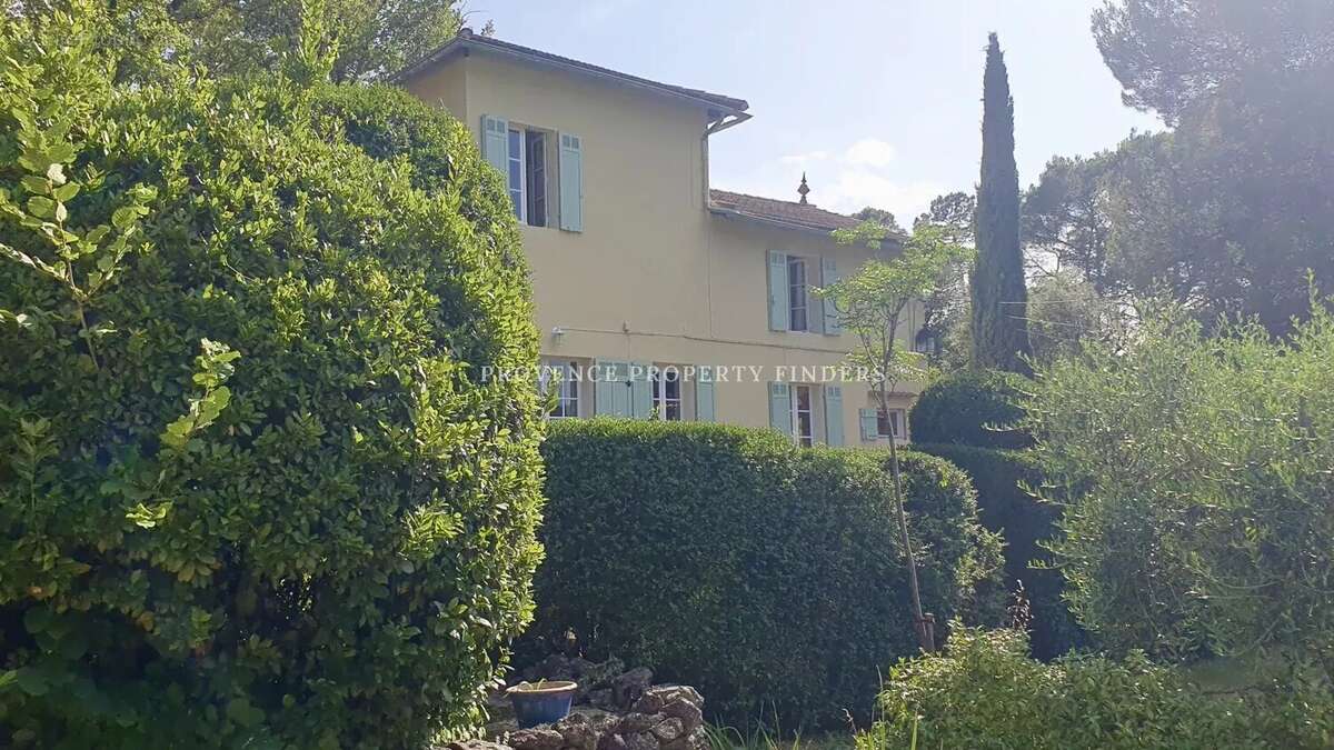 Maison à CORRENS