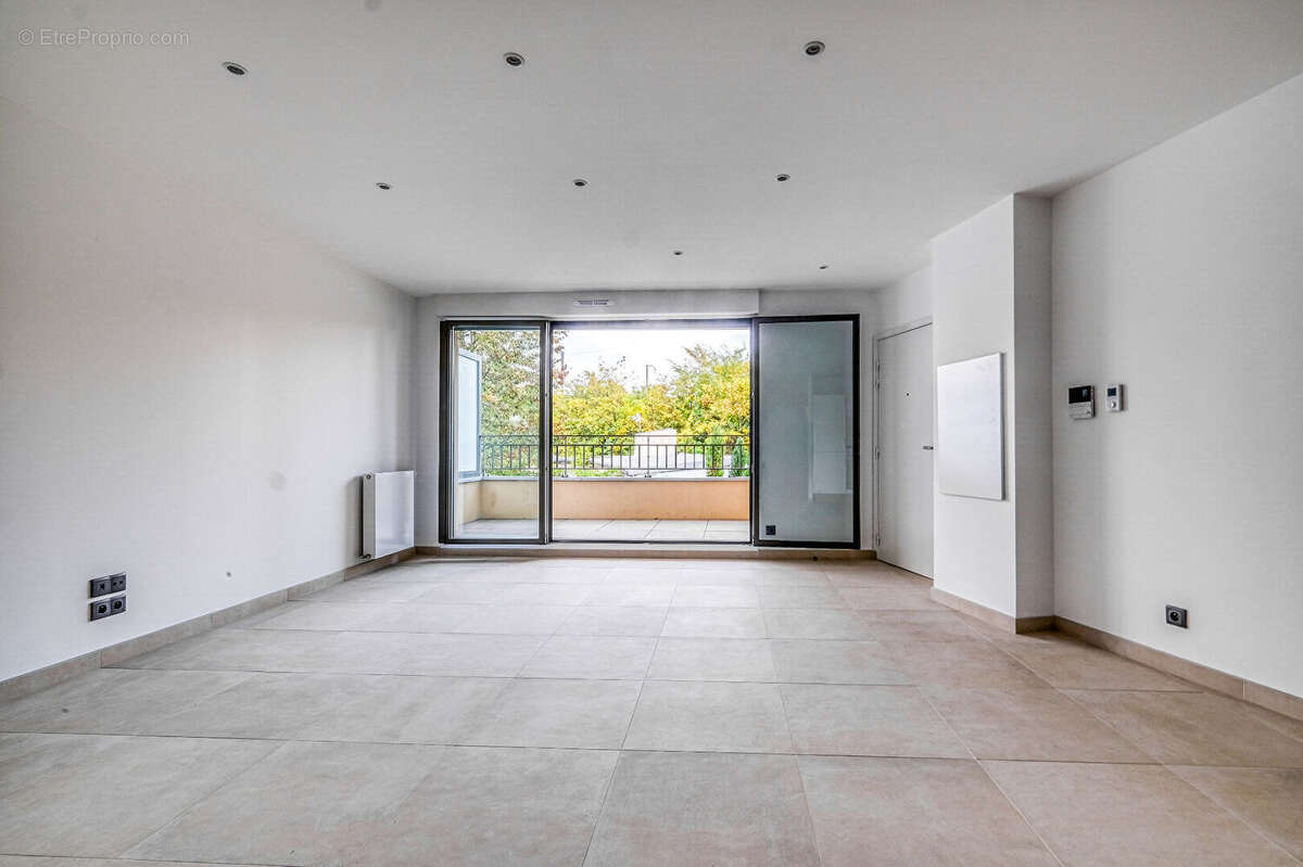 Appartement à BRY-SUR-MARNE