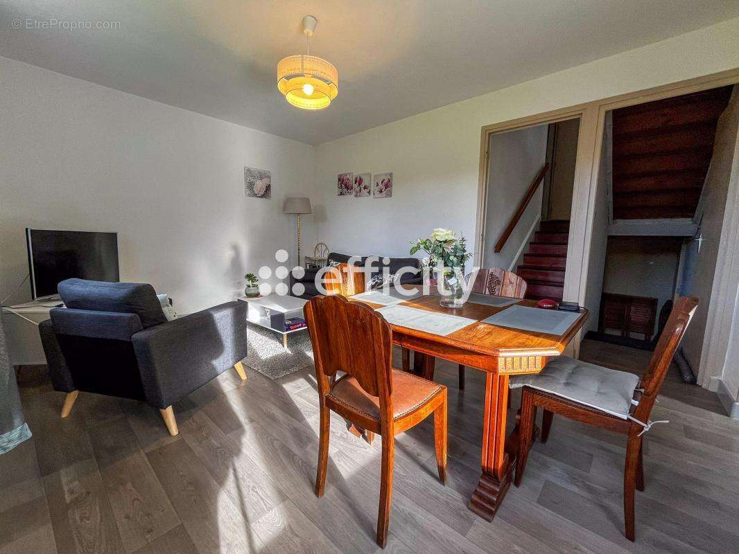 Maison 65 m² à Bourbon-Lancy  - photo 7