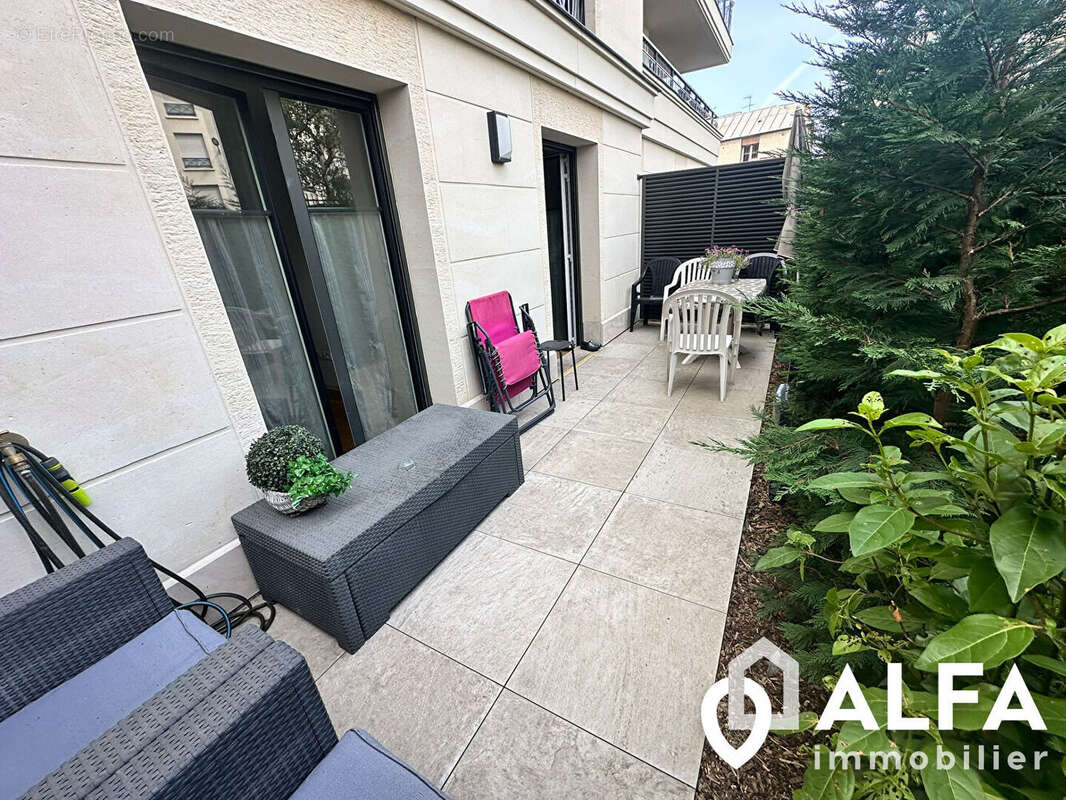 BAS DE MONTMORENCY- Résidence Villa ISADORA - Appartement 2 pièces avec terrasse et parking. - photo 2