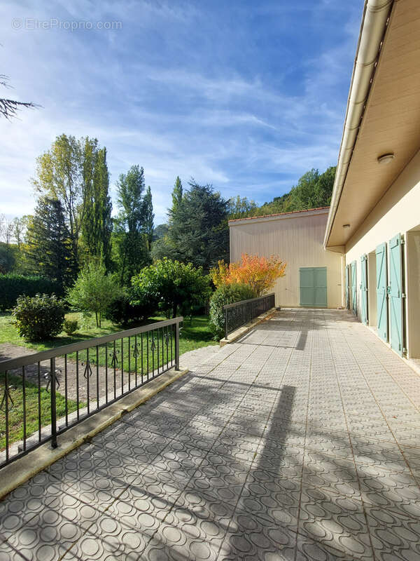 Maison à BRUSQUE