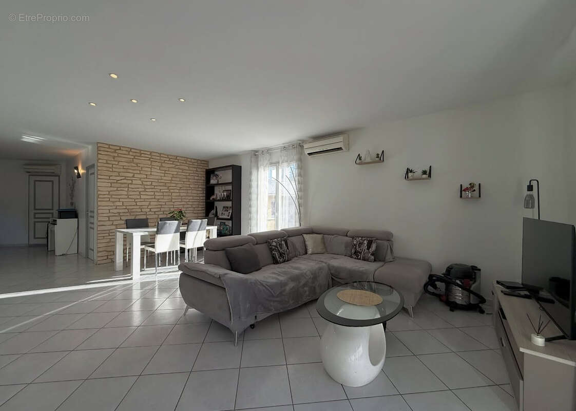 Maison à MARGUERITTES