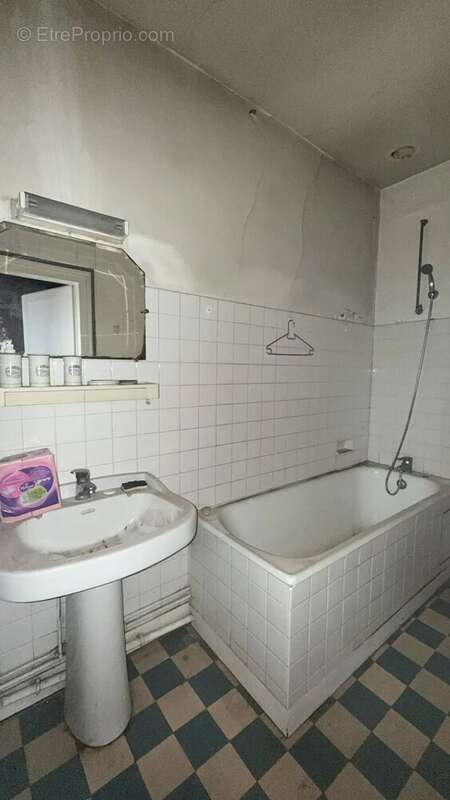 Maison à BRIENON-SUR-ARMANCON