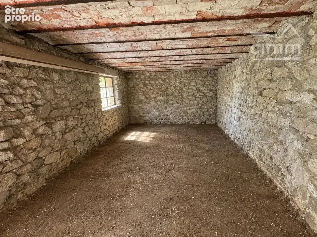 Maison individuelle avec garages et jardin - photo 23