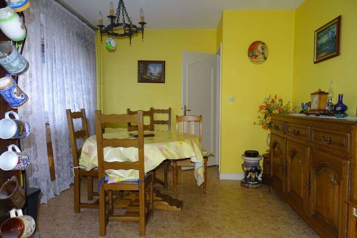 Appartement 82 m² à Creteil  - photo 2