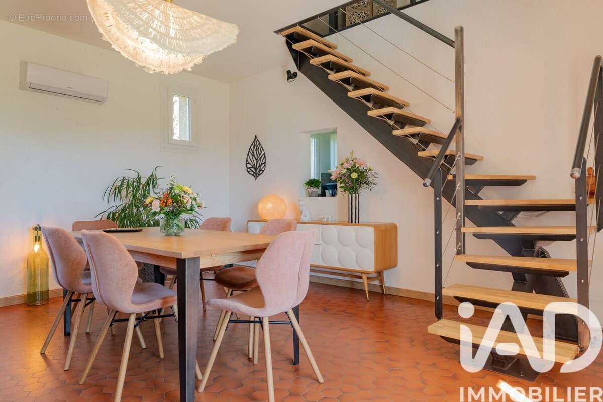 Photo 4 - Maison à SAINT-CHAMASSY