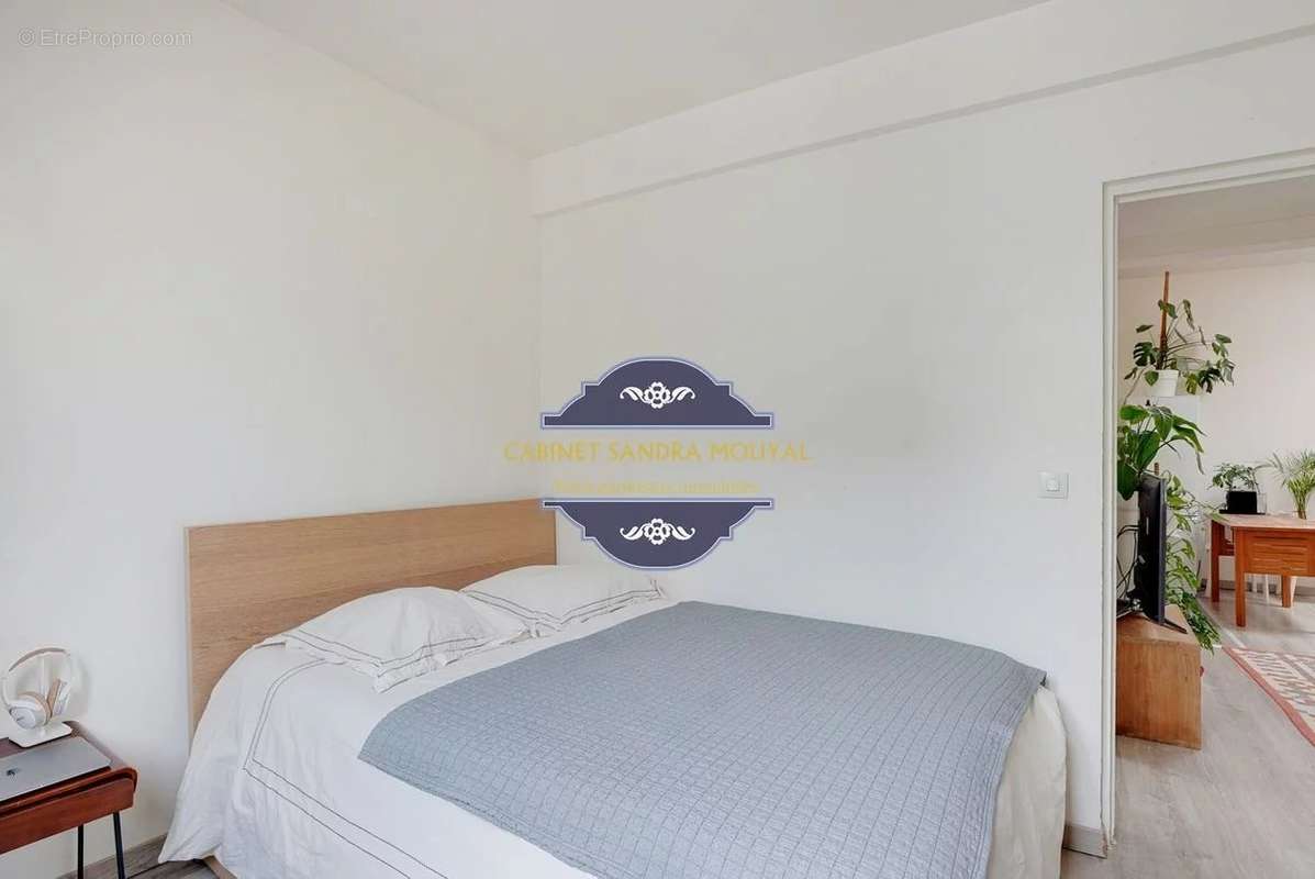 Appartement à PARIS-11E