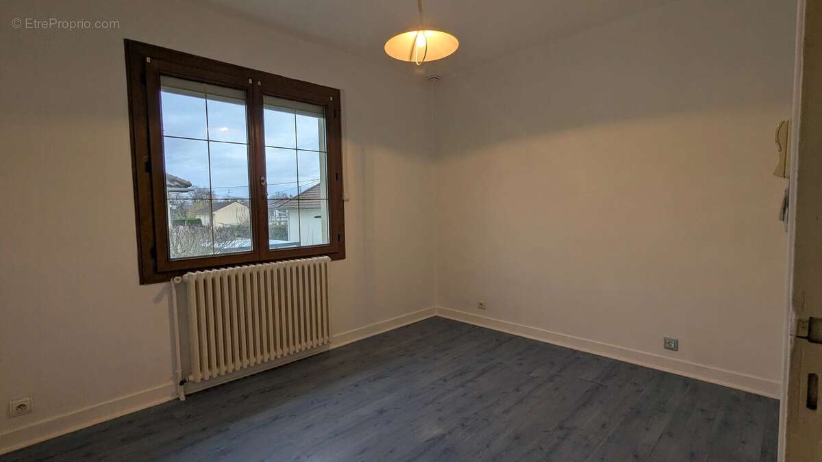 Maison à MONTMORILLON