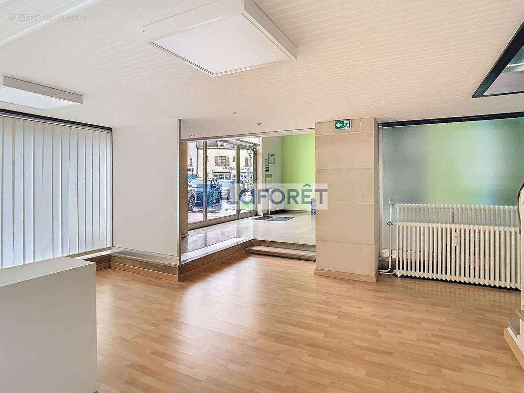 Commerce à CHAUMONT