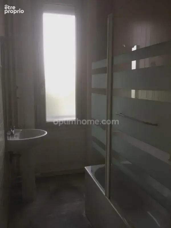 Rue des Teinturiers à St-Etienne, appartement  T2 bis de 62.34 m² - photo 4