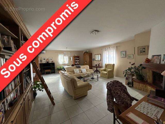   - Maison à TOULOUGES