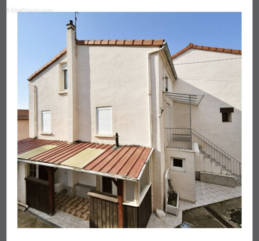 Maison à SAINTE-FLORINE
