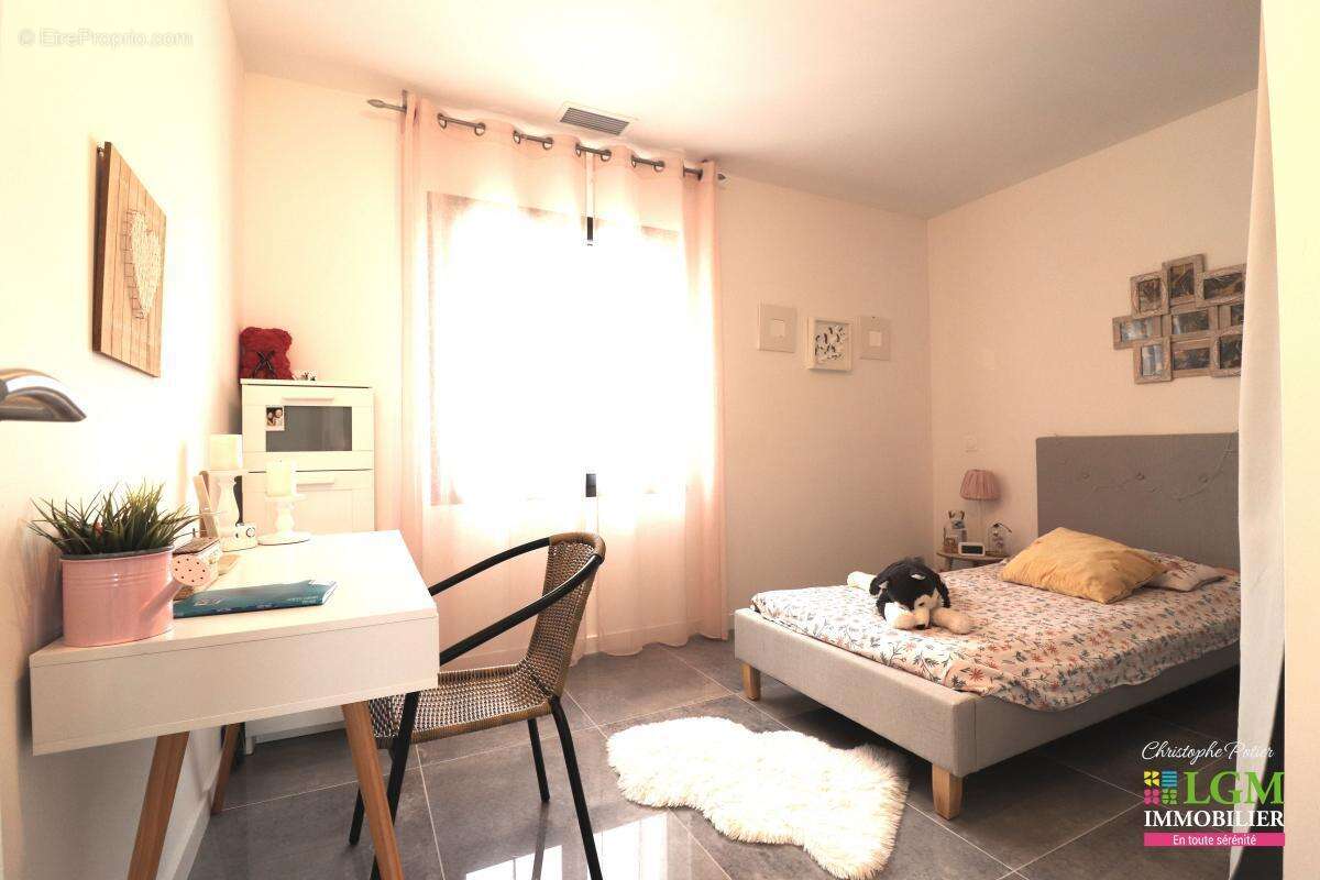 Maison à VAISON-LA-ROMAINE