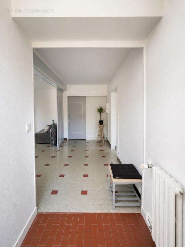Maison de 280 m² à Perrigny - photo 12