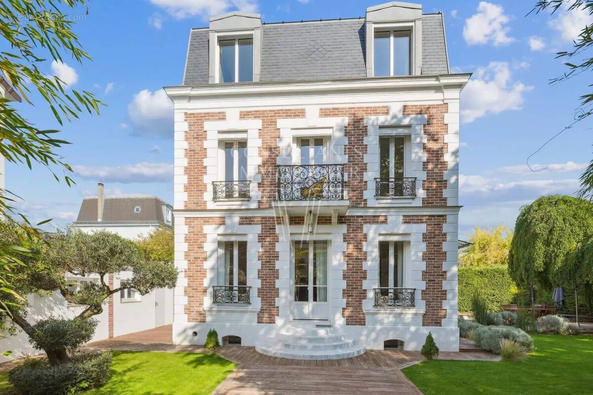 Maison à COLOMBES