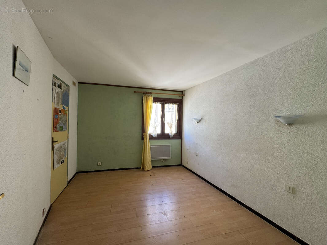 Maison de village avec terrasse et garage à Coursan (11110) - photo 7