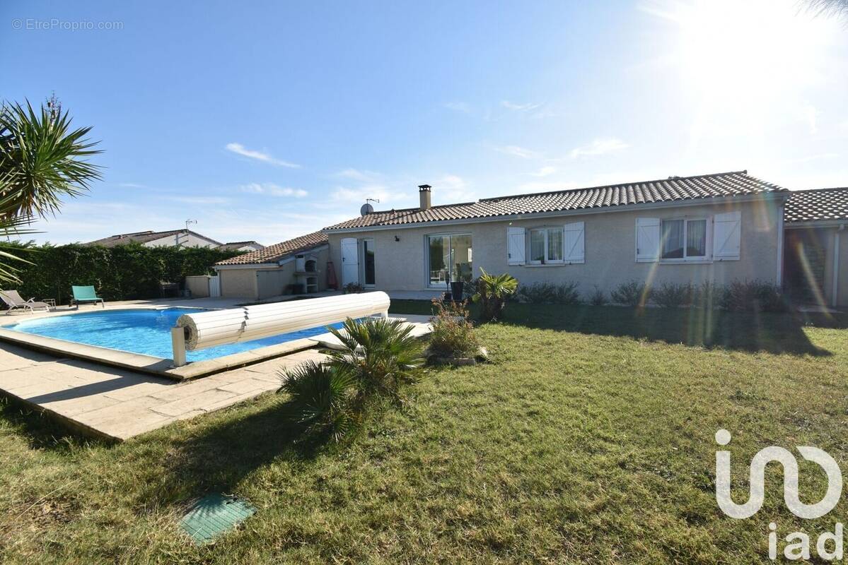 Photo 1 - Maison à SAINT-LYS