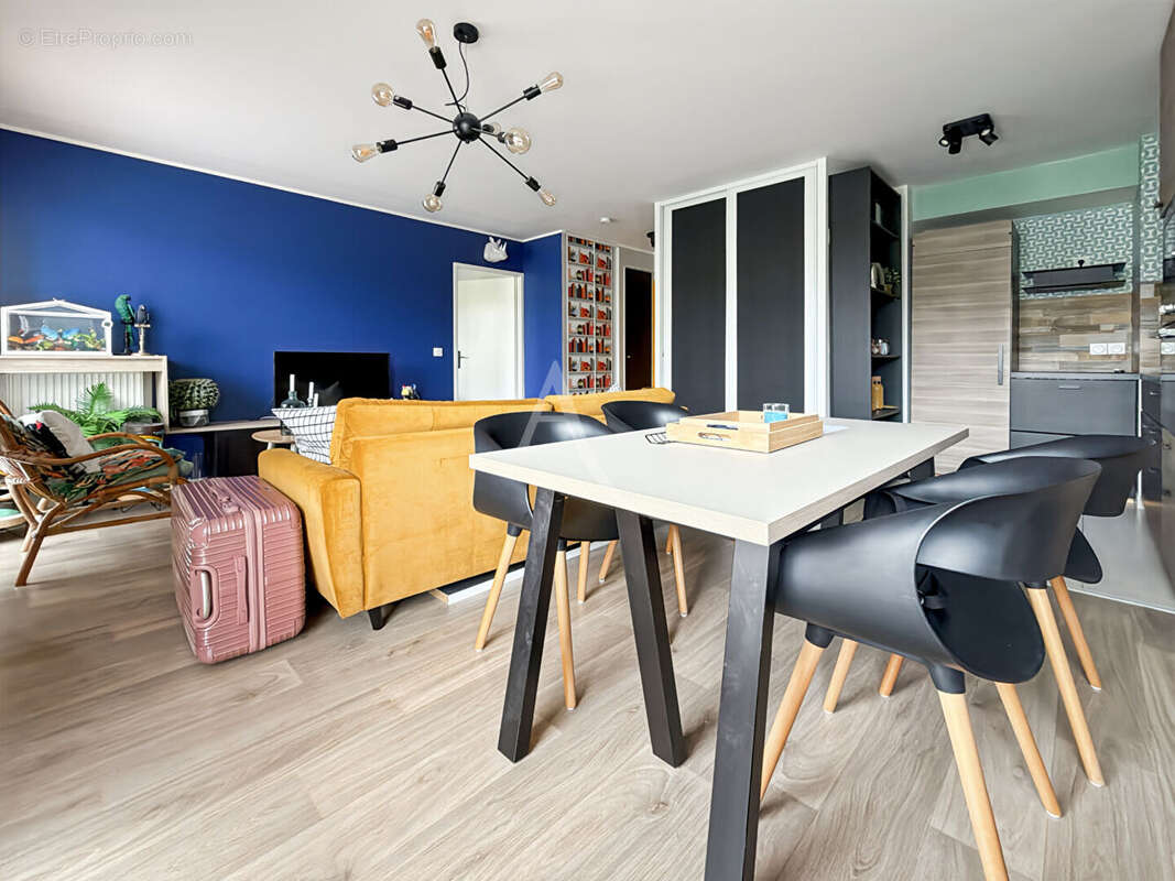 Appartement à VAUREAL