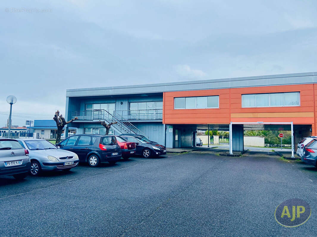 Commerce à LESPARRE-MEDOC