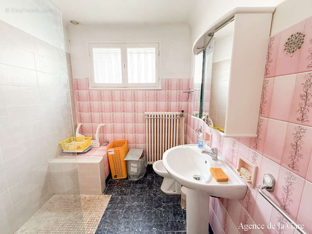 Maison à SARTROUVILLE