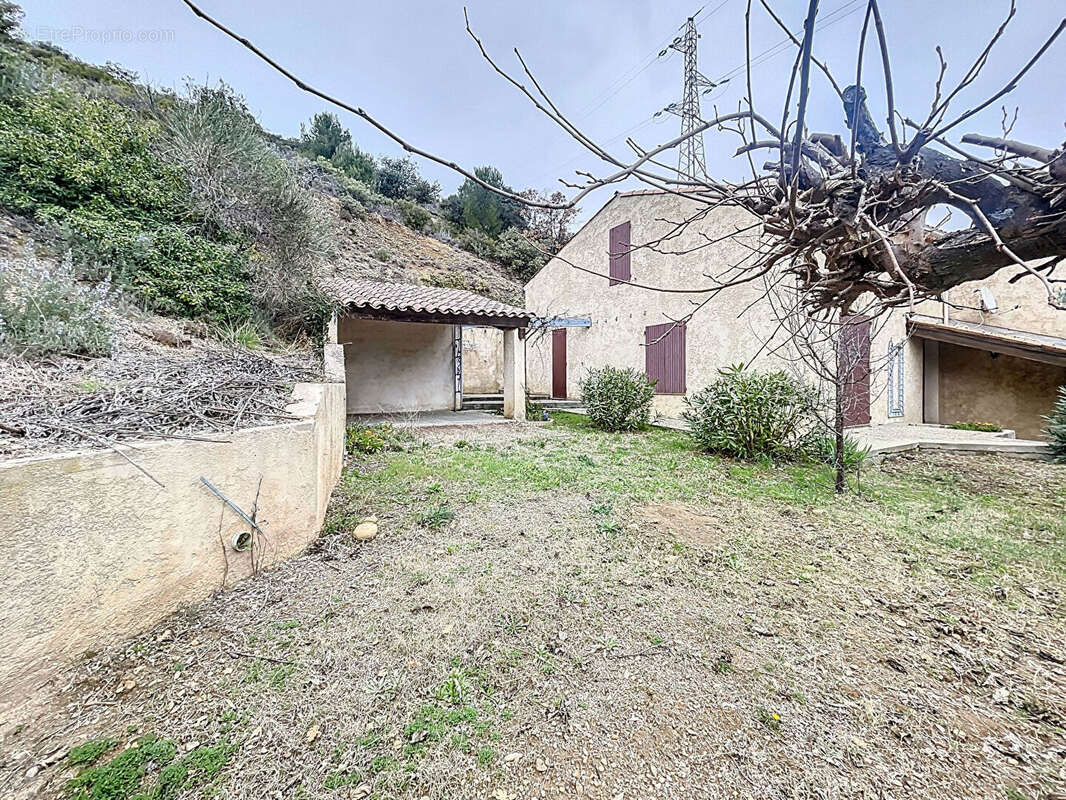 Maison à VILLENEUVE