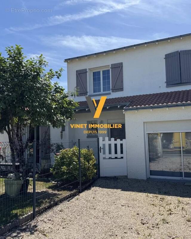 Maison à MONTBERT