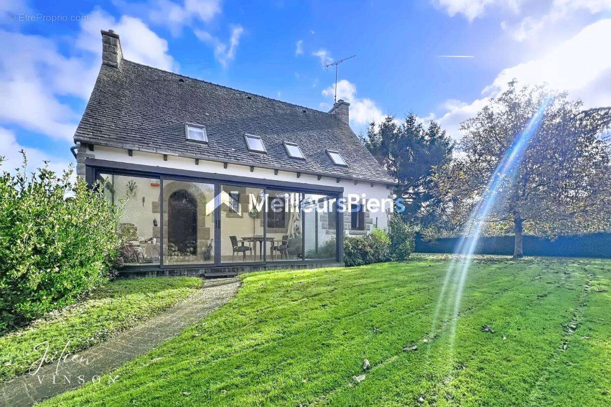 Maison à LE VIEUX-MARCHE