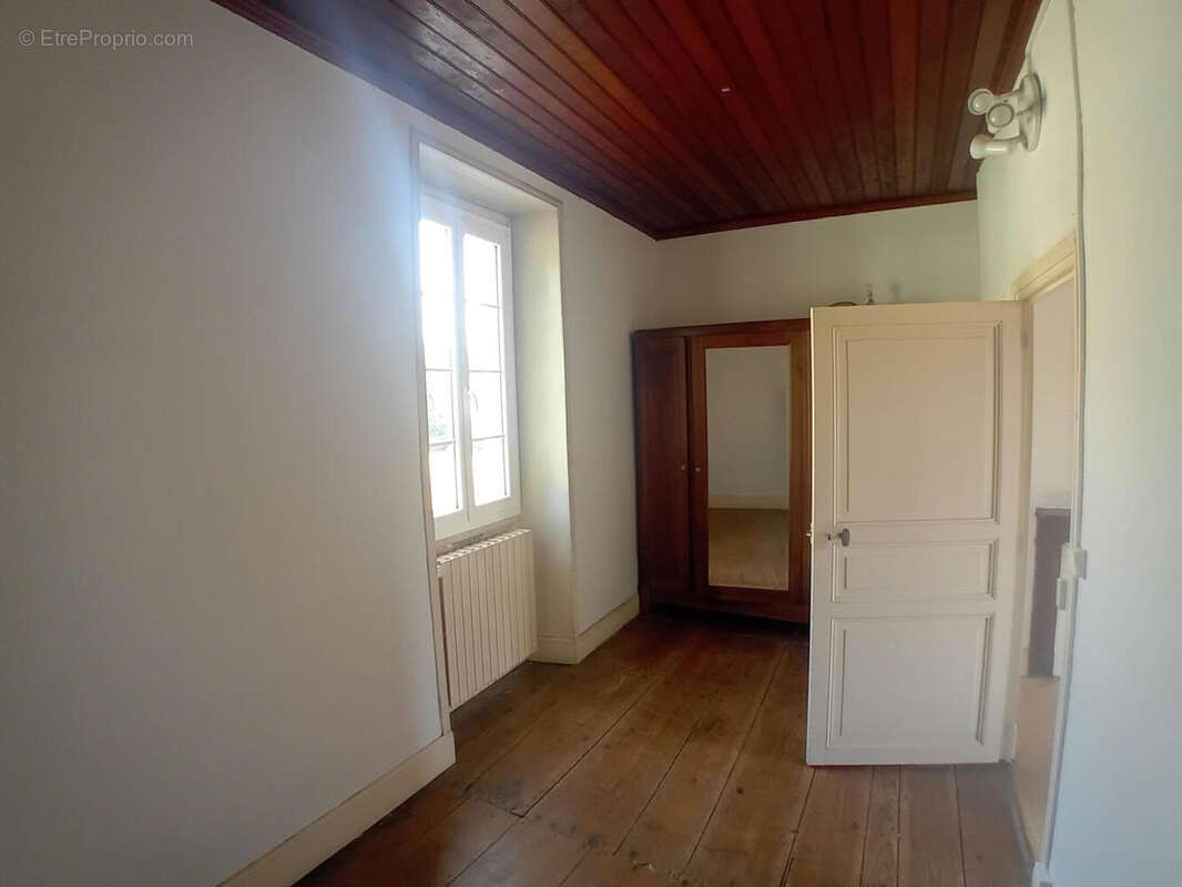  Chambre 2 - Maison à GOURDON