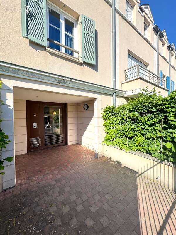 Appartement à MANTES-LA-JOLIE