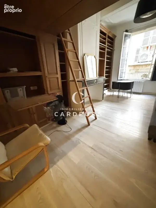 Vente grand studio mezzanine, Aix en Provence, centre ville. - photo 3
