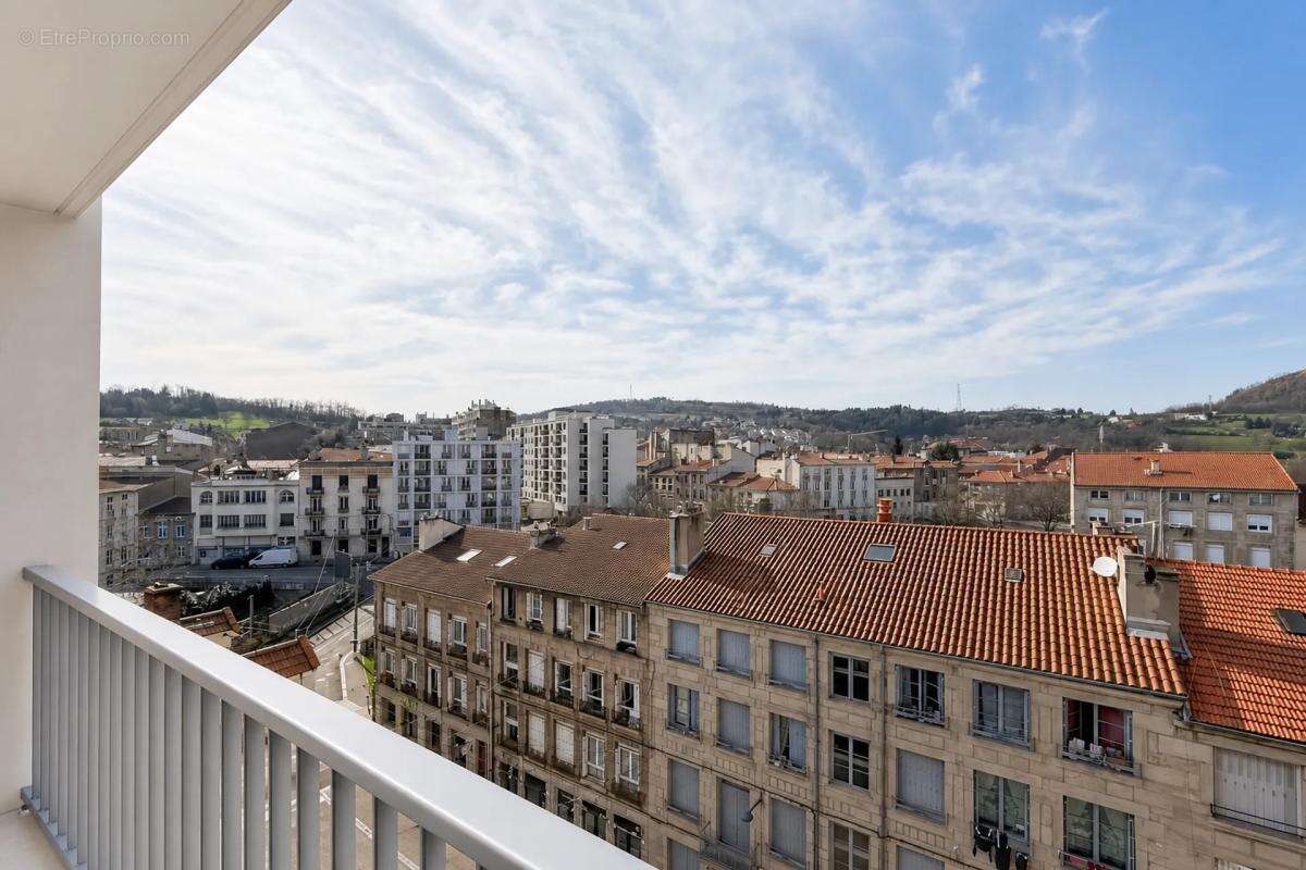 Superbe appartement rénové avec vue panoramique - photo 10