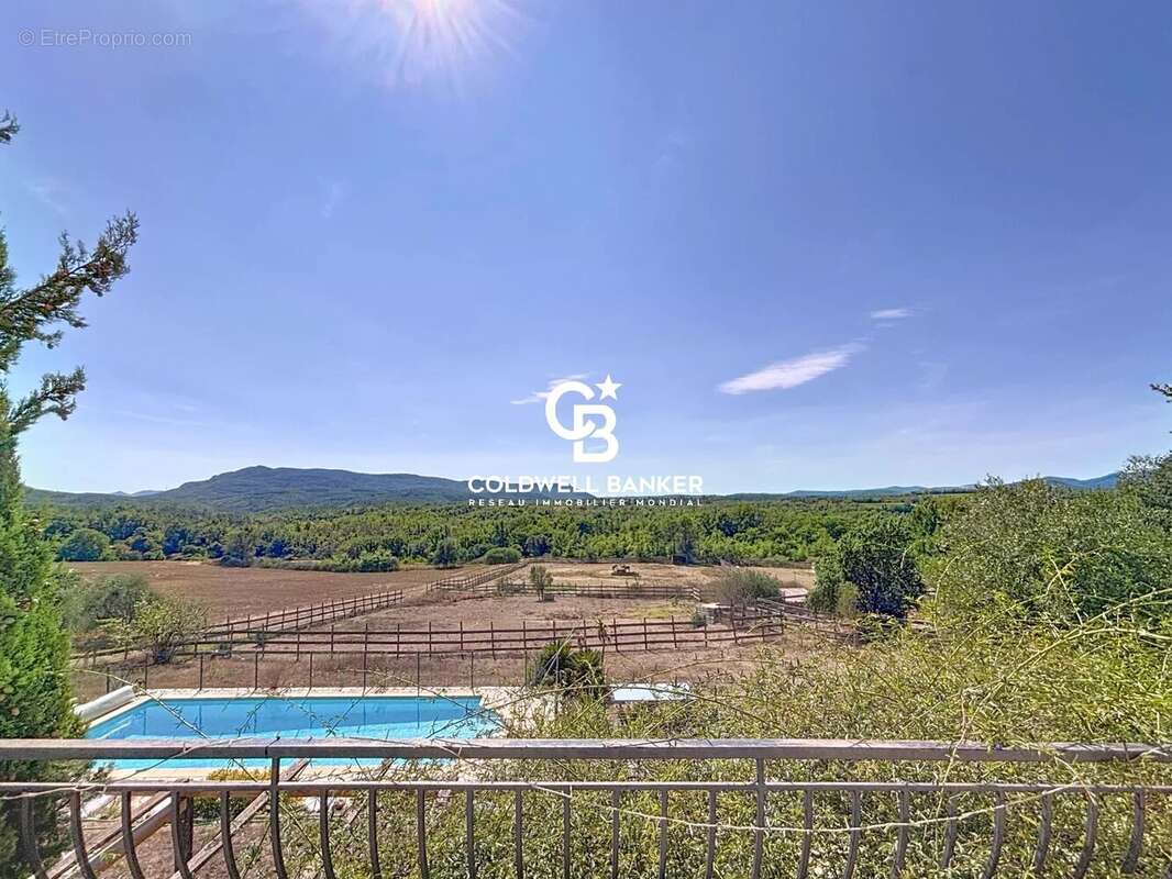 Maison à FAYENCE