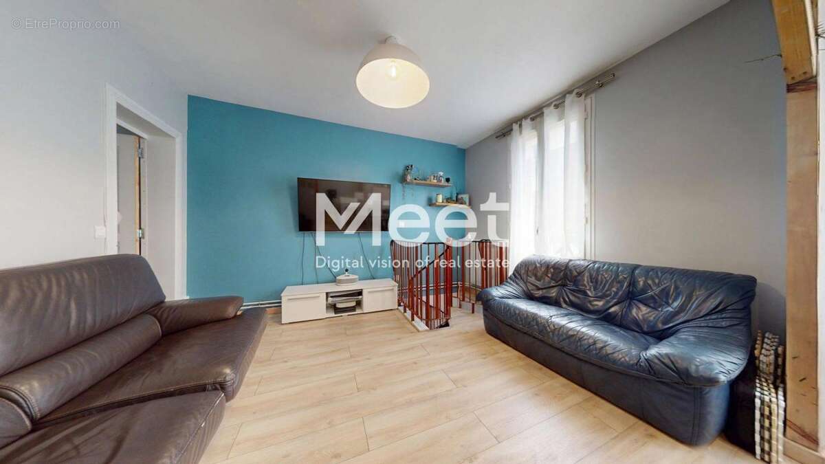Appartement à IVRY-SUR-SEINE