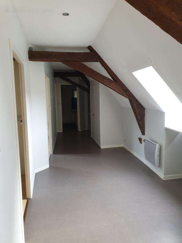 Appartement à LA CHARITE-SUR-LOIRE